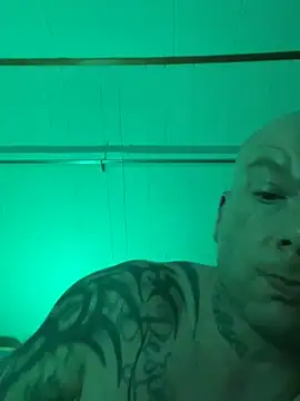 nicedicknicetats online show from May 21, 2026, 5:38 am