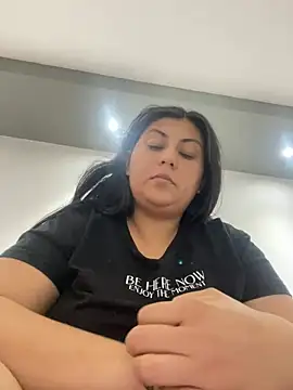 Snapshot of valentinesexx chatting on January 15, 2025, 5:29 am valentinesexx online show from January 15, 2025, 5:29 am
