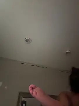 Your Going2Luv Me online show from October 9, 2025, 9:21 am