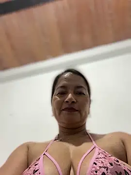 Snapshot of Jlo_69 chatting on January 7, 2026, 1:21 am Jlo 69 online show from January 7, 2026, 1:21 am