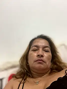 Snapshot of Jlo_69 chatting on January 7, 2026, 2:11 pm Jlo 69 online show from January 7, 2026, 2:11 pm