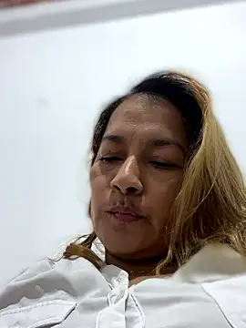 Snapshot of Jlo_69 chatting on January 16, 2026, 2:48 am Jlo 69 online show from January 16, 2026, 2:48 am