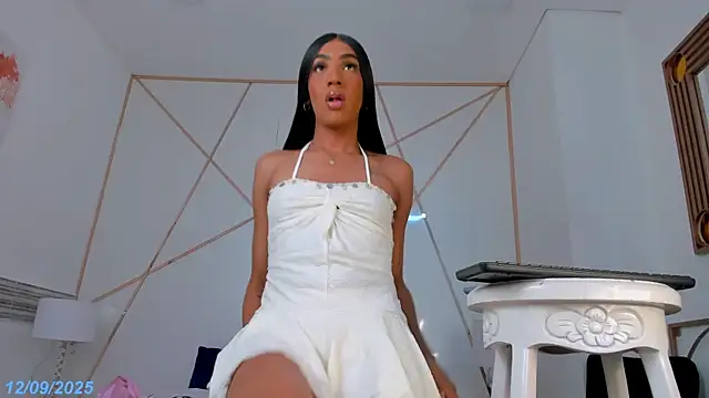 Snapshot of Karoline_Marin chatting on September 12, 2025, 9:25 pm Karoline Marin online show from September 12, 2025, 9:25 pm