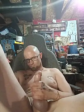 Snapshot of Herwish chatting on June 14, 2026, 2:51 pm Herwish online show from June 14, 2026, 2:51 pm