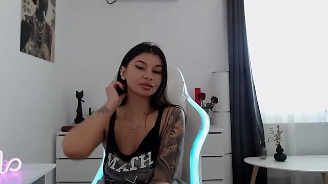 Simply the best online show from October 19, 2025, 1:25 pm