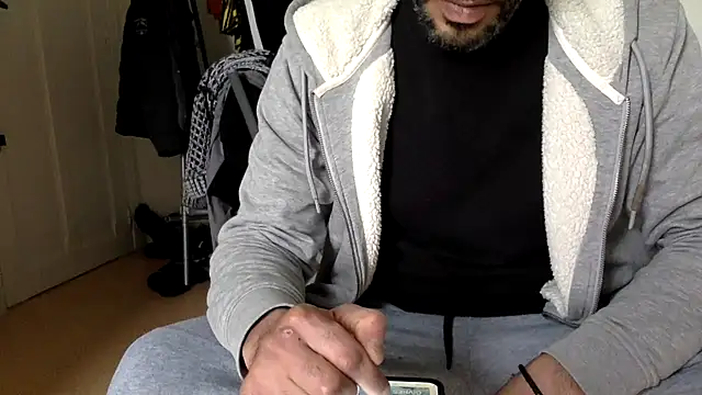 molozeb online show from February 2, 2026, 3:00 pm