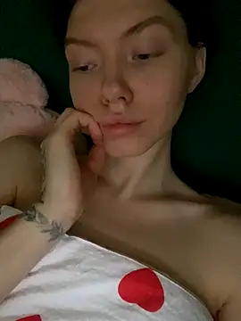 Lisaaa Alisa online show from December 1, 2025, 4:13 am