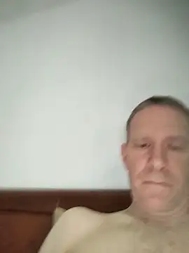 Blondinet92 online show from April 27, 2026, 7:28 am