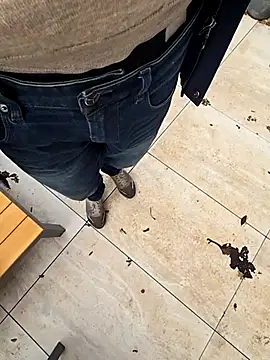 Lorent6969 online show from December 21, 2025, 9:22 am