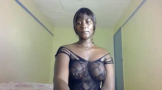 Snapshot of Thambi_queen chatting on March 17, 2025, 4:40 am Thambi queen online show from March 17, 2025, 4:40 am