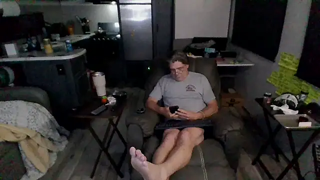 lateniter online show from February 17, 2026, 1:58 am