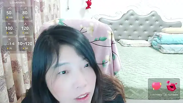 Snapshot of -Shirleyni_ chatting on December 15, 2025, 2:01 pm -Shirleyni online show from December 15, 2025, 2:01 pm