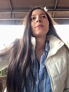 Snapshot of LittleDoll___ chatting on January 26, 2025, 3:36 pm LittleDoll online show from January 26, 2025, 3:36 pm