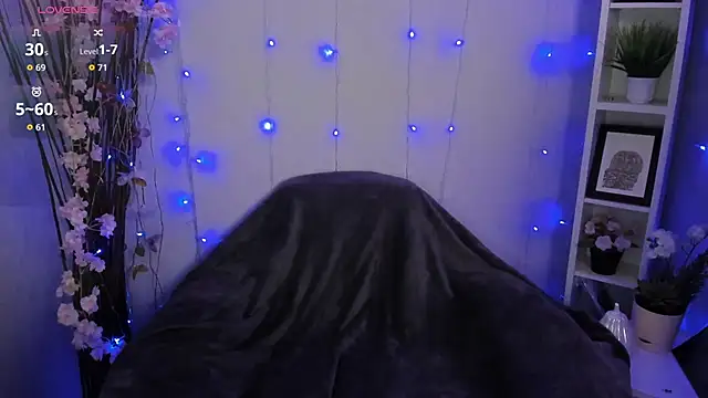 Lori  Hell online show from April 2, 2026, 3:35 am