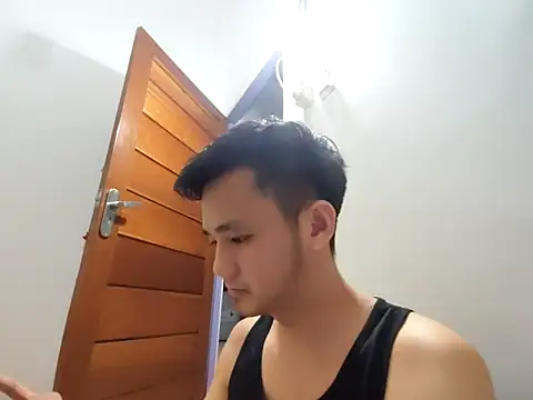 Snapshot of andi888999 chatting on November 10, 2025, 12:10 pm andi888999 online show from November 10, 2025, 12:10 pm