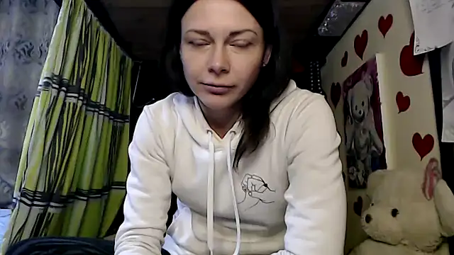 HarleyQuinn 69 online show from February 9, 2025, 10:43 pm