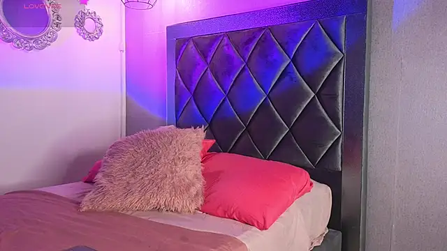 ashley brend online show from February 1, 2026, 1:04 am