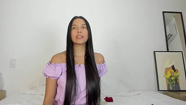 Snapshot of rouse_4 chatting on October 17, 2025, 10:00 pm rouse 4 online show from October 17, 2025, 10:00 pm