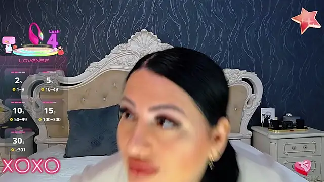 Lauren Saint online show from February 18, 2025, 8:27 am