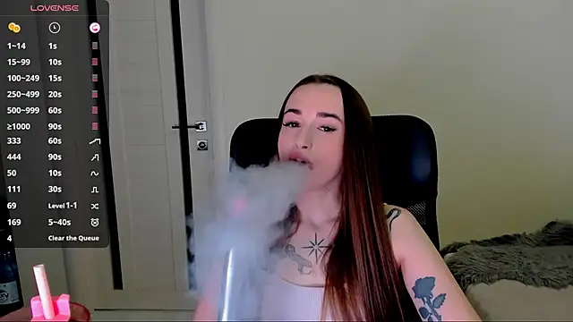 Kimmberr online show from November 29, 2025, 5:51 am