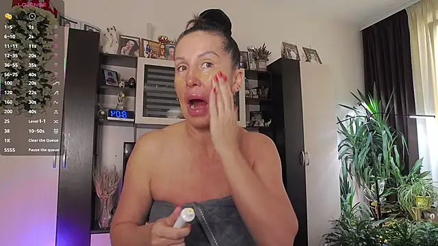 SheilaRyan online show from April 10, 2026, 5:03 am