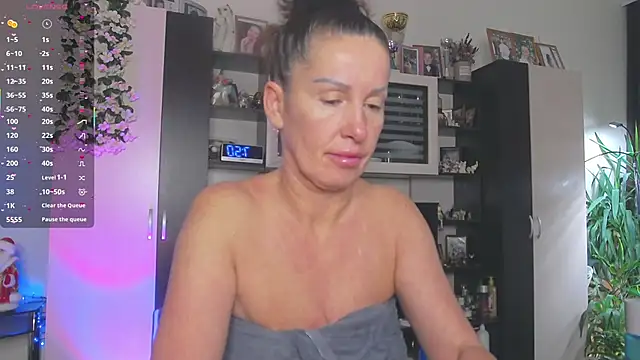 SheilaRyan online show from January 15, 2026, 4:49 am