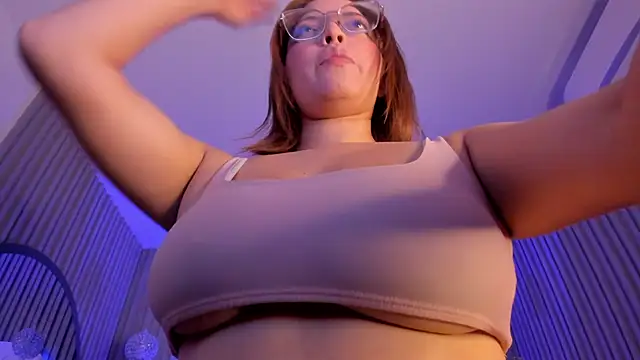 Snapshot of Dollar-girl chatting on May 31, 2026, 6:19 am Dollar-girl online show from May 31, 2026, 6:19 am