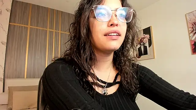 Dollar-girl online show from February 15, 2026, 2:05 pm