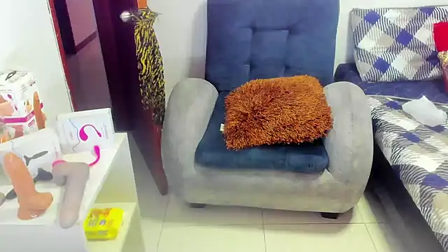 harly  queen online show from February 25, 2025, 12:38 pm