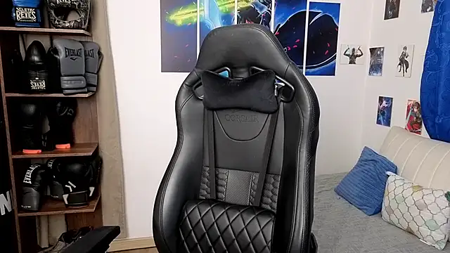 JacobKirito online show from November 30, 2025, 4:46 am