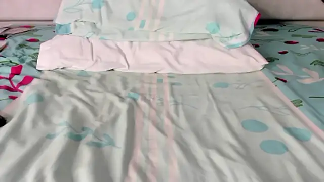 Snapshot of maybelline69 chatting on January 12, 2026, 5:58 am maybelline69 online show from January 12, 2026, 5:58 am