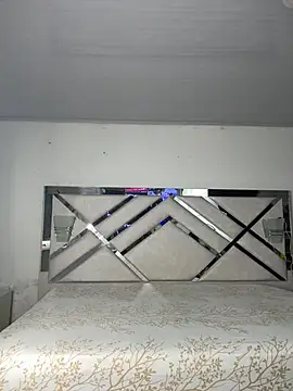 Snapshot of maybelline69 chatting on March 1, 2026, 12:43 am maybelline69 online show from March 1, 2026, 12:43 am