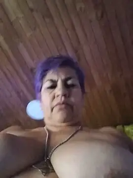 Snapshot of DirtyBIianca chatting on May 20, 2026, 11:40 am DirtyBIianca online show from May 20, 2026, 11:40 am