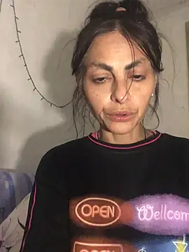 Snapshot of ChantalXOrchid chatting on May 6, 2026, 10:25 pm ChantalXOrchid online show from May 6, 2026, 10:25 pm