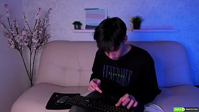 Snapshot of CalvinOwens chatting on March 19, 2025, 12:45 pm CalvinOwens online show from March 19, 2025, 12:45 pm