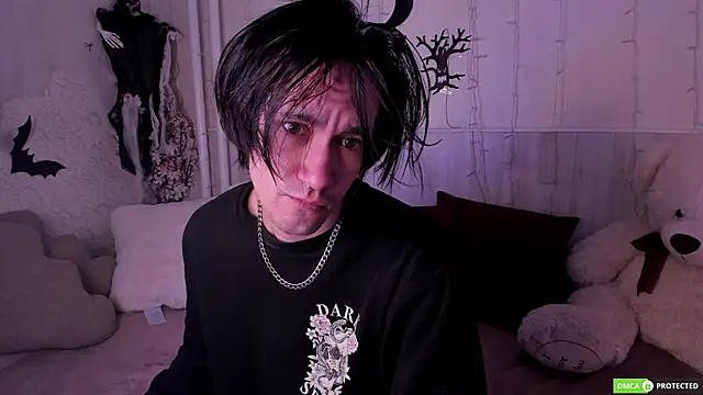 Snapshot of CalvinOwens chatting on October 25, 2025, 8:35 am CalvinOwens online show from October 25, 2025, 8:35 am