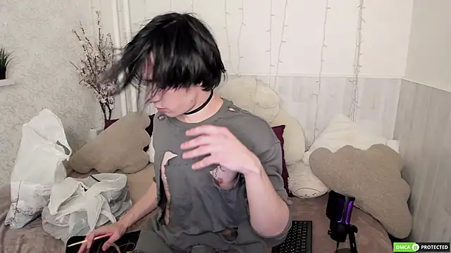 Snapshot of CalvinOwens chatting on September 17, 2025, 3:08 am CalvinOwens online show from September 17, 2025, 3:08 am