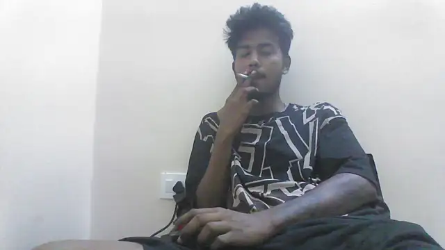 Snapshot of just_fucks chatting on October 3, 2025, 7:37 pm just fucks online show from October 3, 2025, 7:37 pm