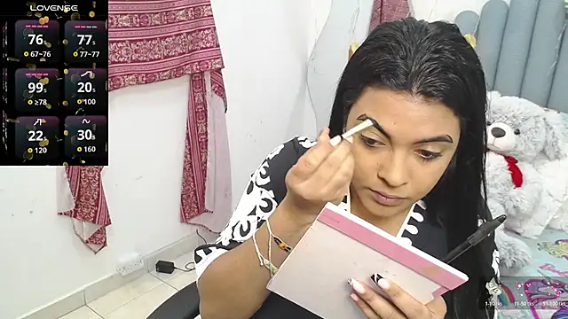 Snapshot of lakshmiraniii chatting on December 3, 2025, 11:31 am lakshmiraniii online show from December 3, 2025, 11:31 am