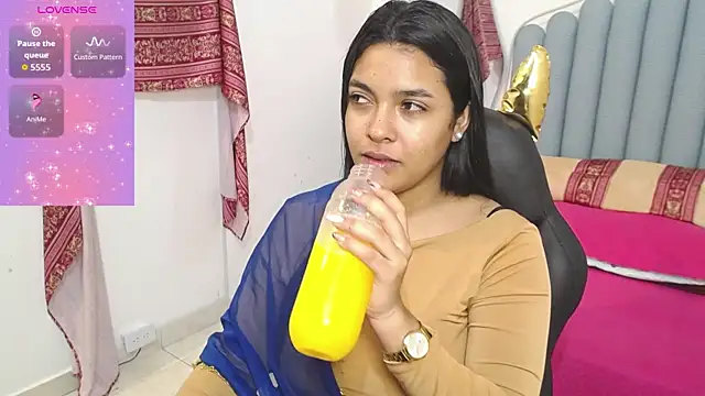Snapshot of lakshmiraniii chatting on September 30, 2025, 10:21 am lakshmiraniii online show from September 30, 2025, 10:21 am