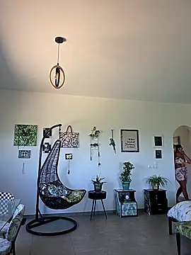 Snapshot of TheGoddessBianca chatting on April 21, 2026, 10:44 am TheGoddessBianca online show from April 21, 2026, 10:44 am