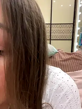 Snapshot of AnnaBri chatting on November 28, 2025, 1:50 am AnnaBri online show from November 28, 2025, 1:50 am