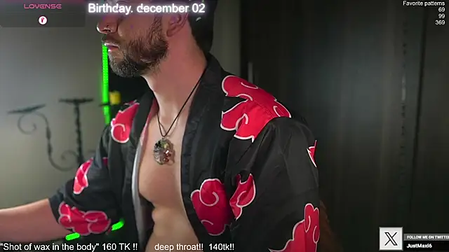 Snapshot of just_maxii chatting on November 24, 2025, 12:21 am just maxii online show from November 24, 2025, 12:21 am