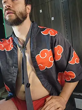 Snapshot of just_maxii chatting on November 29, 2025, 12:44 am just maxii online show from November 29, 2025, 12:44 am