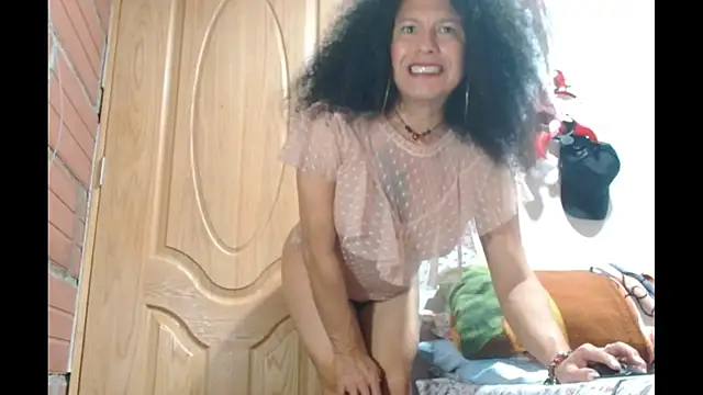 Snapshot of abbycrespa chatting on November 16, 2025, 1:54 am abbycrespa online show from November 16, 2025, 1:54 am