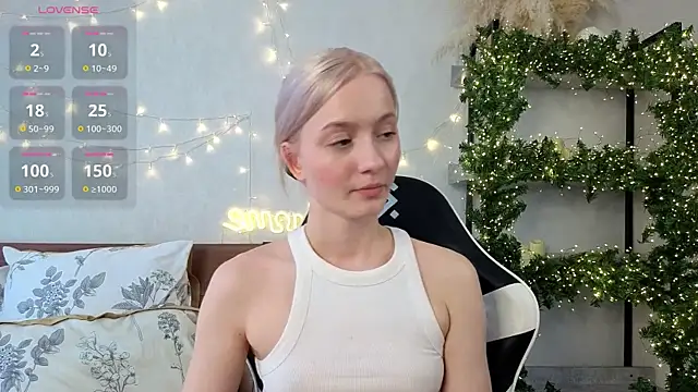 IdaValenti online show from March 8, 2026, 3:10 am