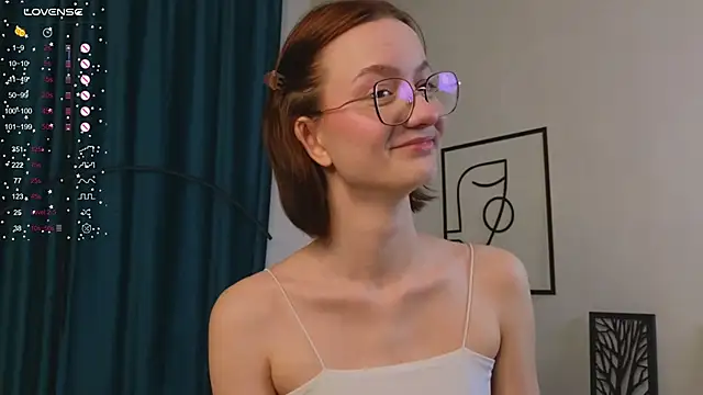 Snapshot of IdaValenti chatting on March 18, 2025, 1:13 am IdaValenti online show from March 18, 2025, 1:13 am