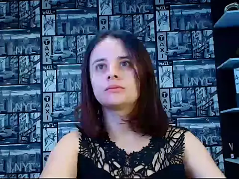 kassandra james online show from March 4, 2026, 1:08 pm