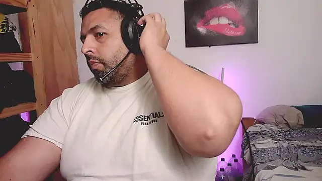 Snapshot of rodrix54 chatting on January 19, 2026, 12:03 am rodrix54 online show from January 19, 2026, 12:03 am