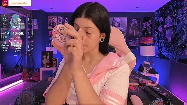 Snapshot of LanaKyutt chatting on October 5, 2025, 3:14 pm LanaKyutt online show from October 5, 2025, 3:14 pm